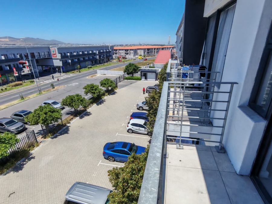 2 Bedroom Property for Sale in Parklands Western Cape